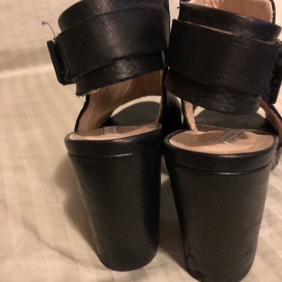 Justa Osadia peep toe block heel shoes - Picture 3 of 7